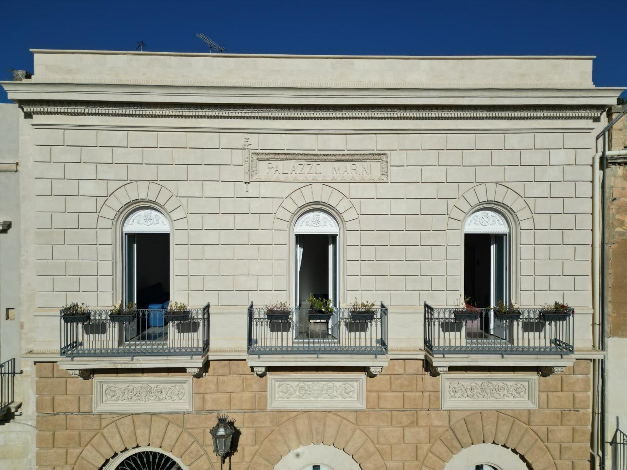 Palazzo Marini B&B Di Charme Lecce Esterno foto