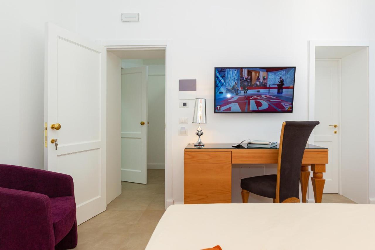 Palazzo Marini B&B Di Charme Lecce Esterno foto
