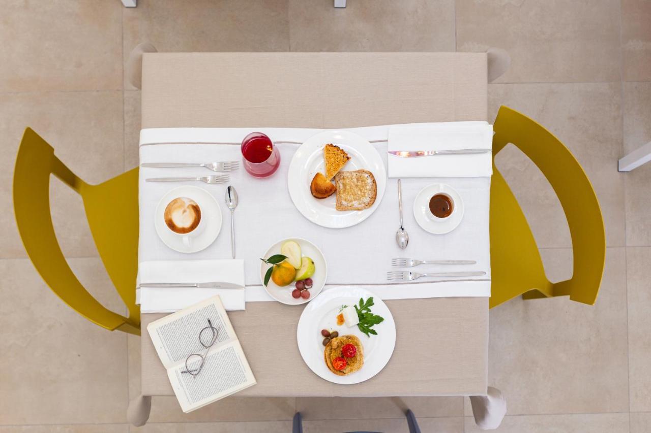 Palazzo Marini B&B Di Charme Lecce Esterno foto
