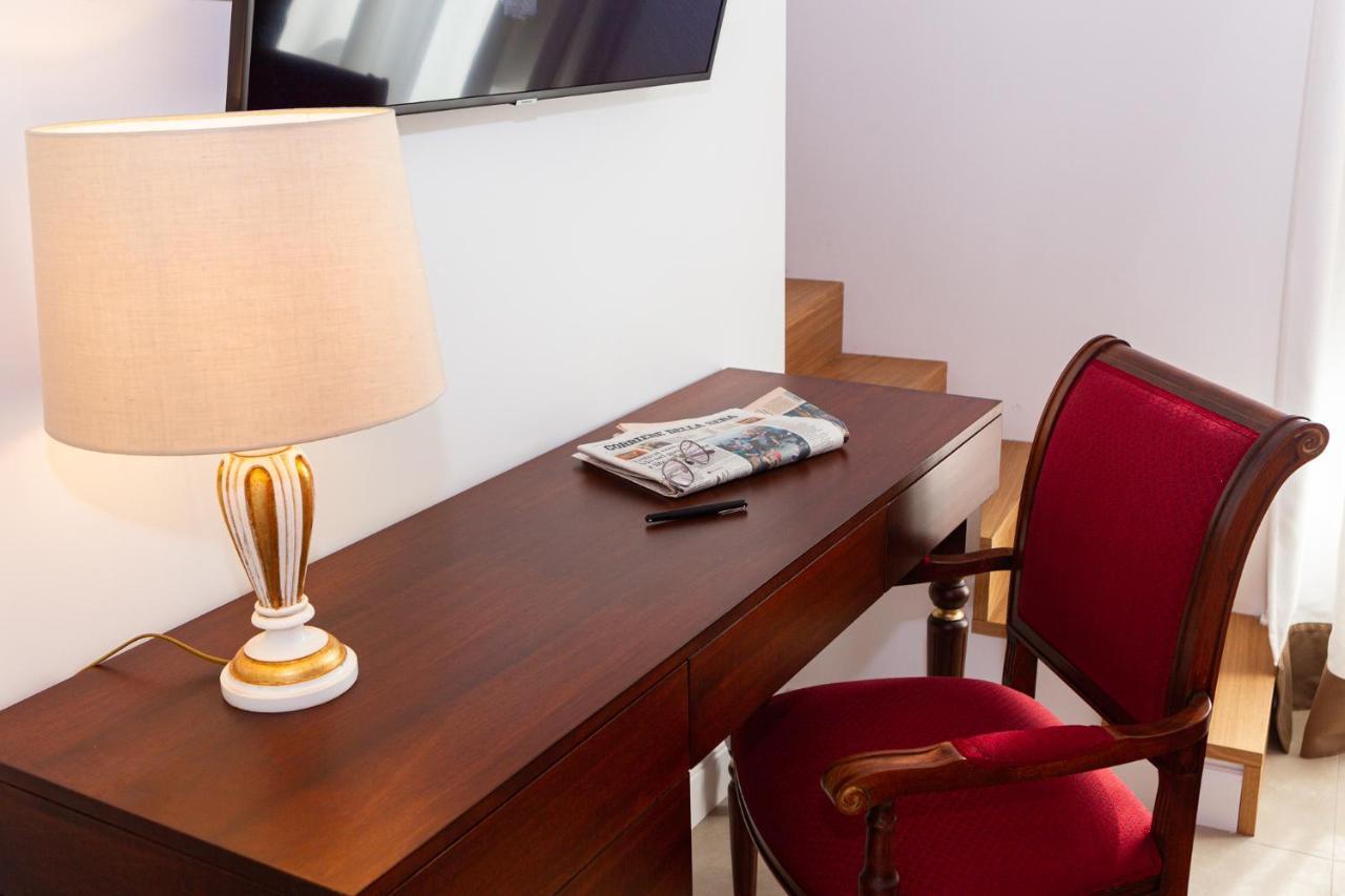 Palazzo Marini B&B Di Charme Lecce Esterno foto
